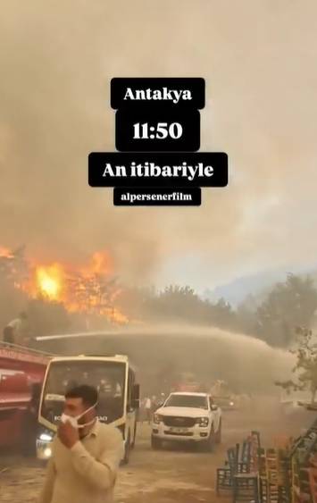 Hatay'daki yangından korkunç görüntüler: Alevler her yeri sardı 16